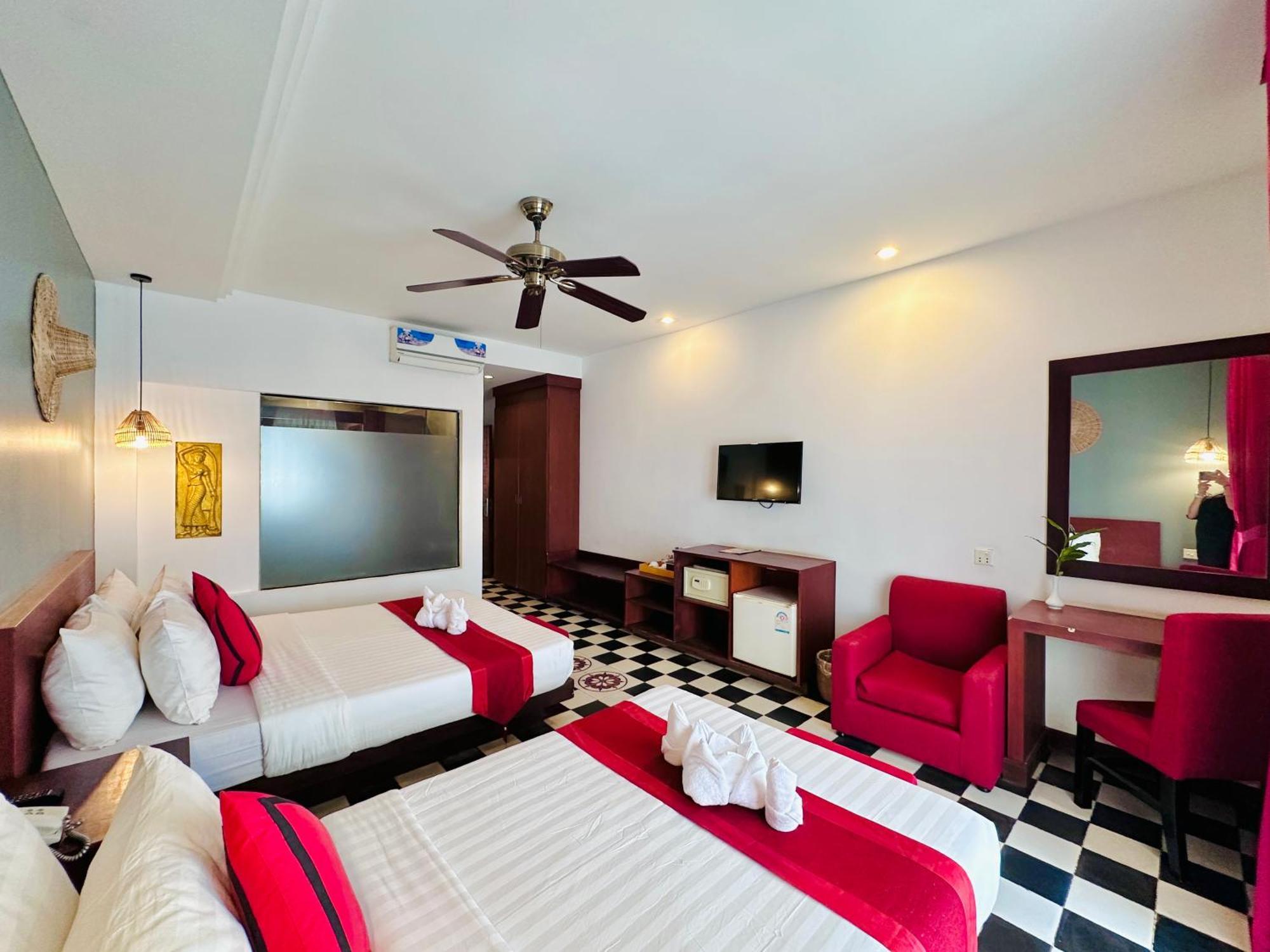 סיאם ריפ Mekong Angkor Palace Hotel מראה חיצוני תמונה