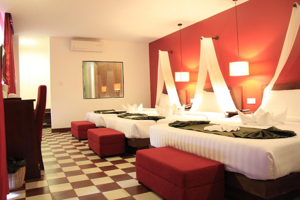 סיאם ריפ Mekong Angkor Palace Hotel מראה חיצוני תמונה