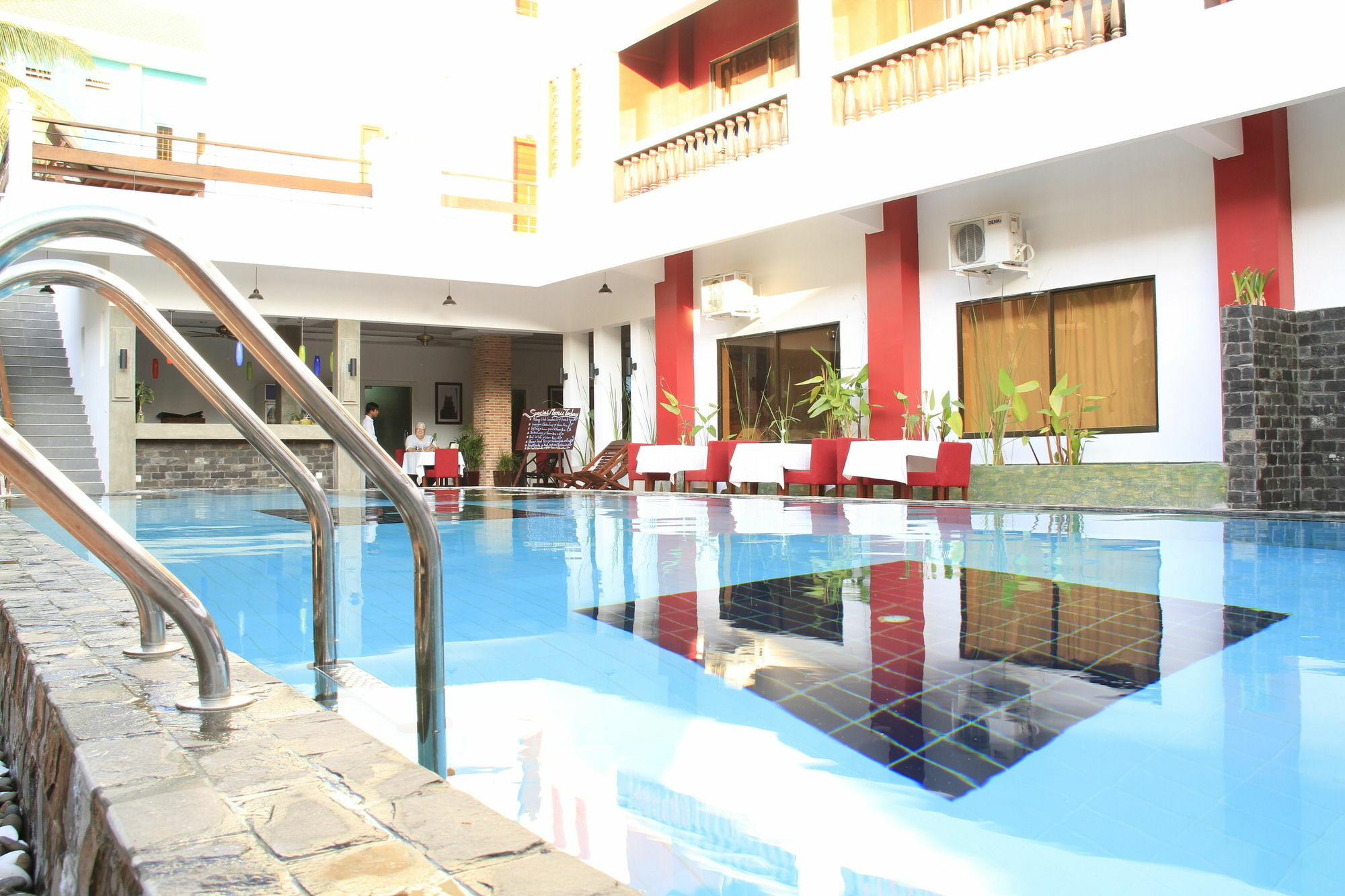 סיאם ריפ Mekong Angkor Palace Hotel מראה חיצוני תמונה